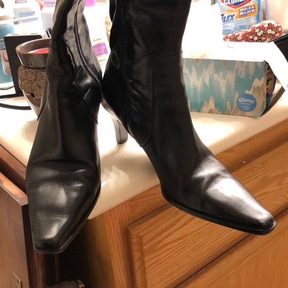 black classy boots